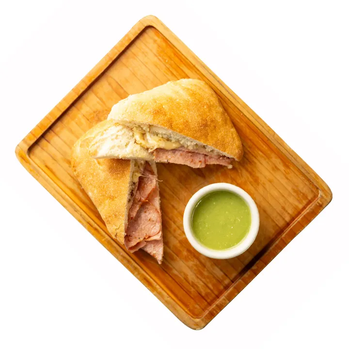 Ver foto de De jamón y queso.